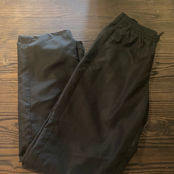 Adidas Men Windbreaker Track Pants Black Gold Lightweight Gym Running - Picture 10 of 10